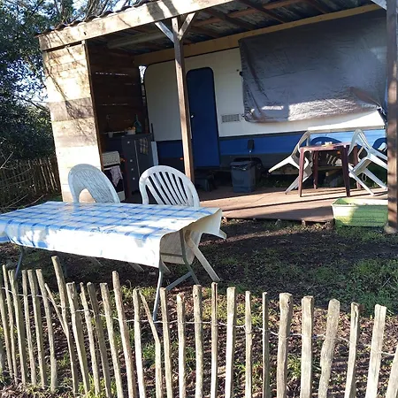 Caravane En Pleine Nature אתר קמפינג